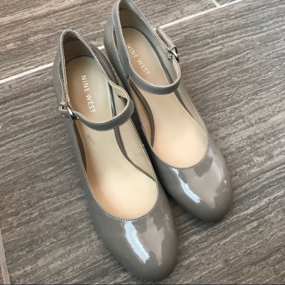 Nine West Mary Jane heels 👠
